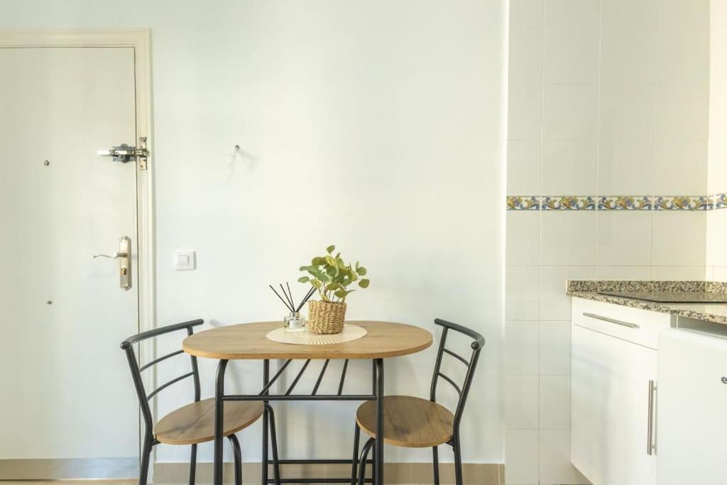 Apartamento Joaquin Costa Alameda By Valcambre Sevilha